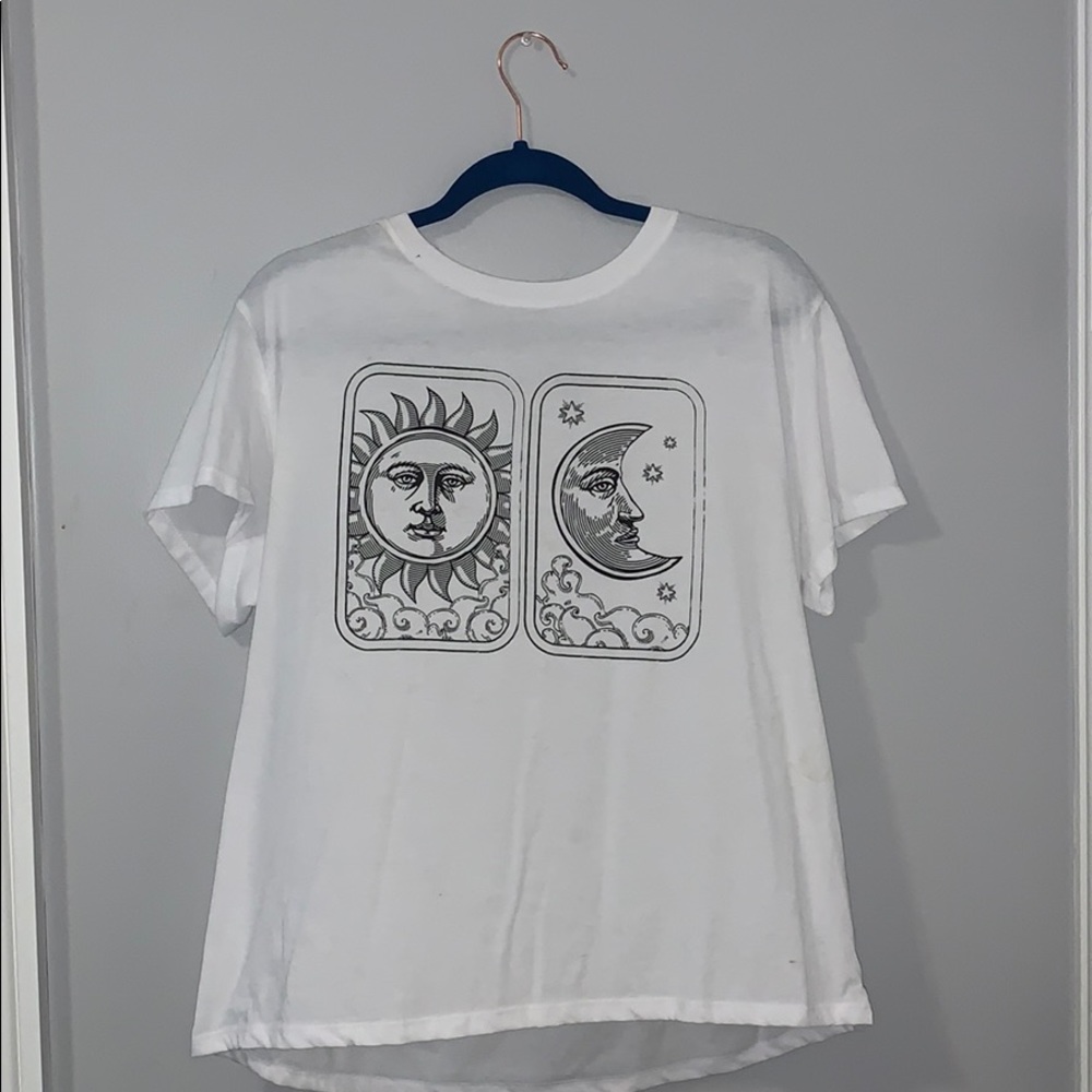 white and black moon and sun tee